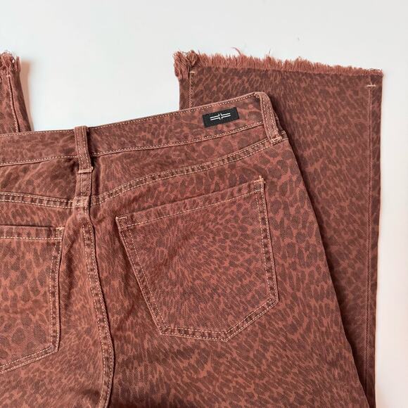 Liverpool Brown Hannah Crop Flare low rise with Frayed Hem Pants Women's 4/27 - Picture 8 of 11